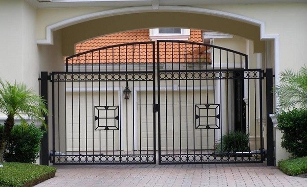 O que quer dizer “Levantai, ó portas, as vossas cabeças”, no salmos 24:7?